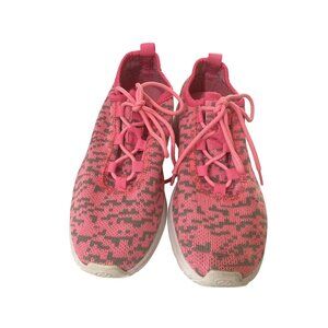 Heelys Youth size 5 Women's size 6 pink fabric wheel skate sneaker shoe